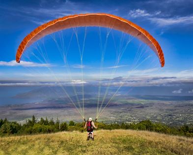 Paraglide over the Maui - Top 7 Adventurous Places to Discover in the USA
